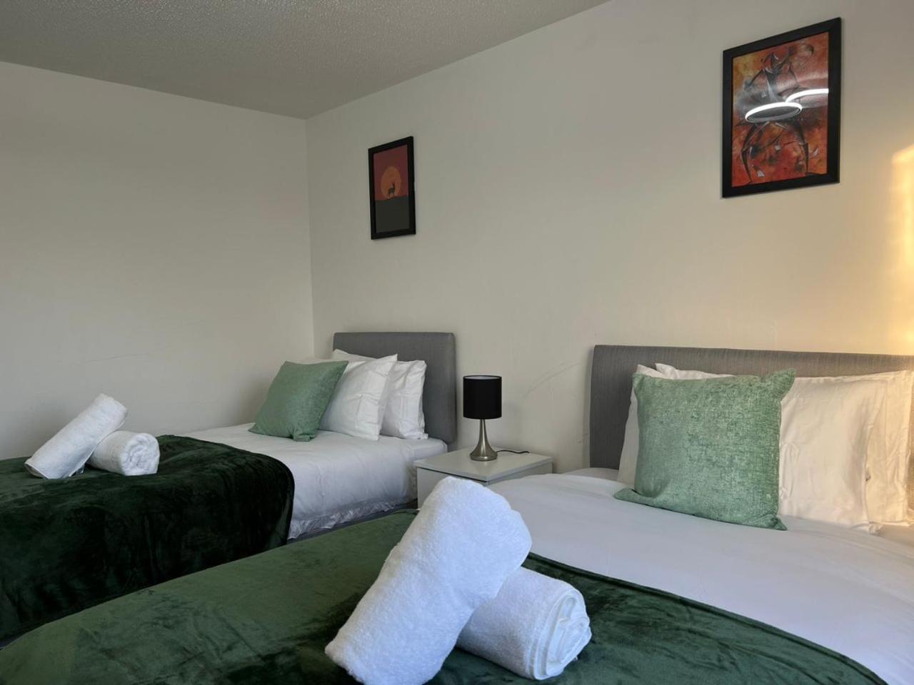 Peculiar 2-bedrooms Appartement